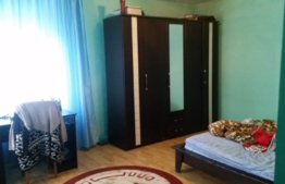 Casa de vanzare, 200 mp utili, 345 mp teren, zona linistita de case