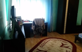 Casa de vanzare, 200 mp utili, 345 mp teren, zona linistita de case