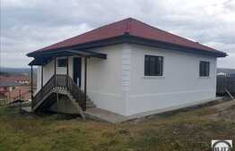 Casa la pret de apartament, in Apahida, zona Campenesti!