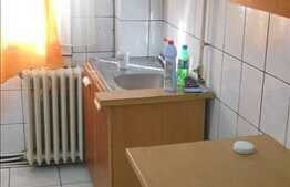 De vanzare 3 camere decomandate, zona strazii Grigore Alexandrescu, 63 mp utili