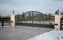 Proprietate deosebita la Belis cu 350 mp utili si 5500 mp teren!