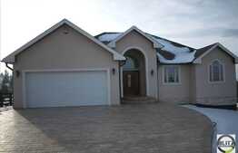 Proprietate deosebita la Belis cu 350 mp utili si 5500 mp teren!