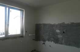 Duplex de vanzare cu 5 camere, 120 mp, zona de case!