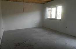 Duplex de vanzare cu 5 camere, 120 mp, zona de case!