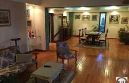 Casa individuala, 330 mp utili, 500 mp teren, zona de case!