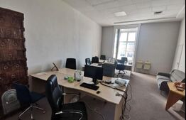 Spatiu pentru birouri, 150 mp, Piata Unirii, etajul 1, cladire istorica