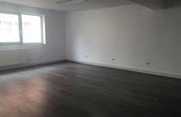 Imobil potrivit pentru petreceri pentru copii, catering, clinica, restaurant