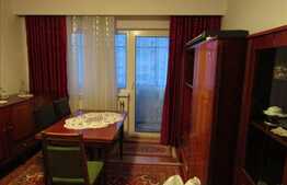 Vanzare apartament 3 camere, 66 mp, decomandat, zona Intre Lacuri