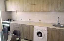 De inchiriat apartament 2 camere decomandate, 58 mp, zona Piata Cipariu