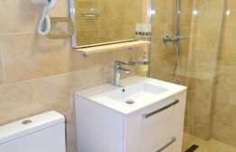 De inchiriat apartament 2 camere decomandate, 58 mp, zona Piata Cipariu