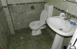 Vanzare 2 camere, 60 mp utili, zona Facultatea de Litere, cu parcare