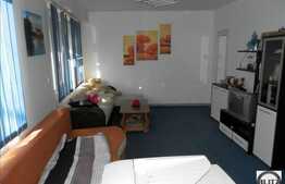 Vanzare 2 camere, 60 mp utili, zona Facultatea de Litere, cu parcare