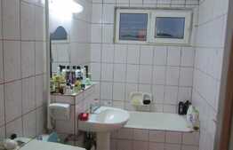 Vanzare apartament 4 camere, 78 mp, decomandat,boxa subsol , zona Sirena