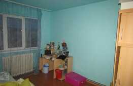 Vanzare apartament 4 camere, 78 mp, decomandat,boxa subsol , zona Sirena