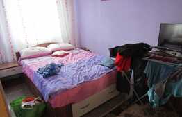 Apartament 3 camere, 50 mp, etaj intermediar, parcare, zona strazii Aleea Peana