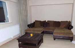 Apartament 3 camere, 85 mp, decomandat, garaj, mobilat modern, AC, zona Piata Cipariu