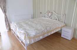 4 camere, 93 mp, parcare, terasa 98 mp, zona strazii Buna Ziua