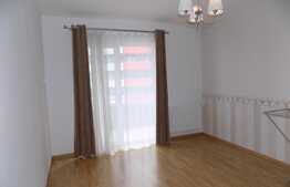 4 camere, 93 mp, parcare, terasa 98 mp, zona strazii Buna Ziua