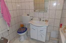 Apartament 2 camere, 52 mp, mobilat modern, parcare, zona strazii Trifoiului