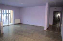 De vanzare apartament 2 camere, 57 mp, parcare, zona Polus Center