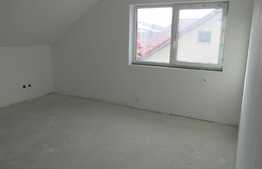 De vanzare mansarda inalta, 3 camere, 79 mp! Zona strazii Eroilor!