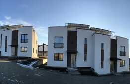 Vanzare casa cuplata, 115 mp utili, 250 mp teren, semifinisata, zona linistita!