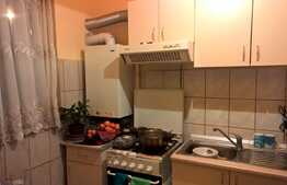 Garsoniera 29 mp, decomandata, etaj intermediar, zona strazii Oasului