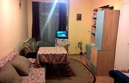 Garsoniera 29 mp, decomandata, etaj intermediar, zona strazii Oasului