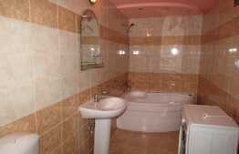 De inchiriat 2 camere, 43 mp! Complet mobilat! Parcare! Zona strazii Cetatii!