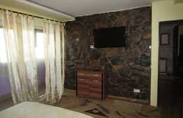 De inchiriat 2 camere, 43 mp! Complet mobilat! Parcare! Zona strazii Cetatii!