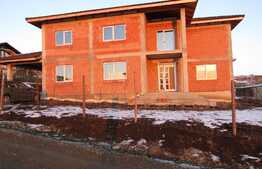 Vanzare casa individuala, 227 mp utili, 825 mp teren, zona linistita de case!