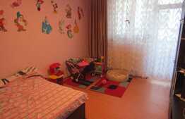 3 camere, 68 mp! Parcare! Mobilat si utilat complet! Zona strazii Tineretului!