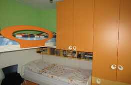 Apartament 4 camere, 79 mp, etaj intermediar, zona strazii Dambovitei