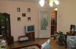 Apartament 4 camere, 79 mp, etaj intermediar, zona strazii Dambovitei