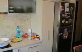 Apartament 3 camere, 65 mp, decomandat, garaj, zona strazii Aurel Vlaicu