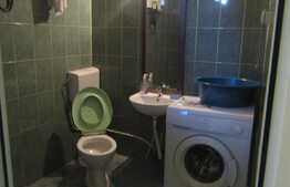 De vanzare casa cuplata, 35 mp, zona linistita!