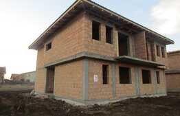 Duplex 4 camere, 115 mp utili, teren de 200 mp! 