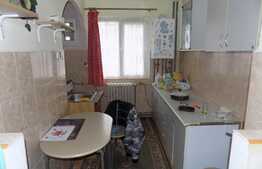 Apartament 4 camere, 88 mp, decomandat, zona strazii Mehedinti