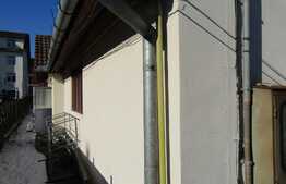 De vanzare 2 case in curte comuna, 320 mp, 500 mp teren, zona semicentrala!