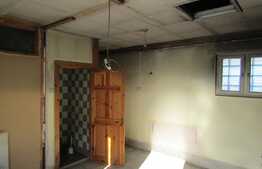 De vanzare 2 case in curte comuna, 320 mp, 500 mp teren, zona semicentrala!