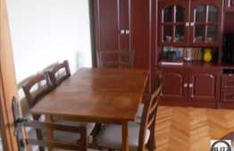 Apartament cu 3 camere, 72 mp, decomandat, zona Calea Manastur