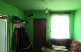 Casa individuala, 65 mp, 800 mp, zona linistita de case!