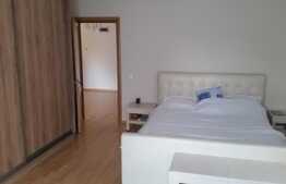 Casa individuala, 340 mp, teren 465 mp, zona linistita de case!