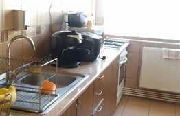 Vanzare apartament 3 camere, 60 mp, decomandat, parcare, zona strazii Donath 