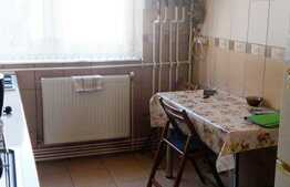Vanzare apartament 3 camere, 60 mp, decomandat, parcare, zona strazii Donath 