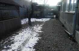 Casa individuala 133 mp, teren de 950 mp! Zona de case! Necesita renovare!