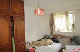 Apartament 3 camere, 60 mp, decomandat, zona Mercur