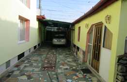 Casa individuala, 225 mp, teren 600 mp, zona de case!