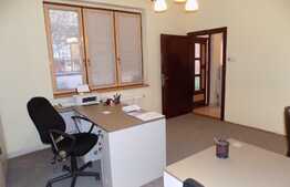 Garsoniera 34 mp, decomandata, imobil tip vila, zona Piata Cipariu