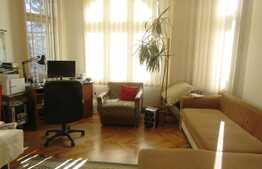 4 camere, 130 mp, parcare, boxa la subsol, zona strazii 1 Decembrie 1918